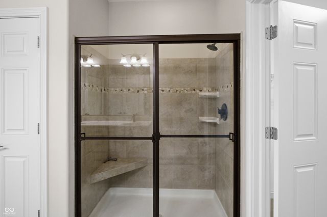 5115 Sanibel Drive, Columbus, IN 47203