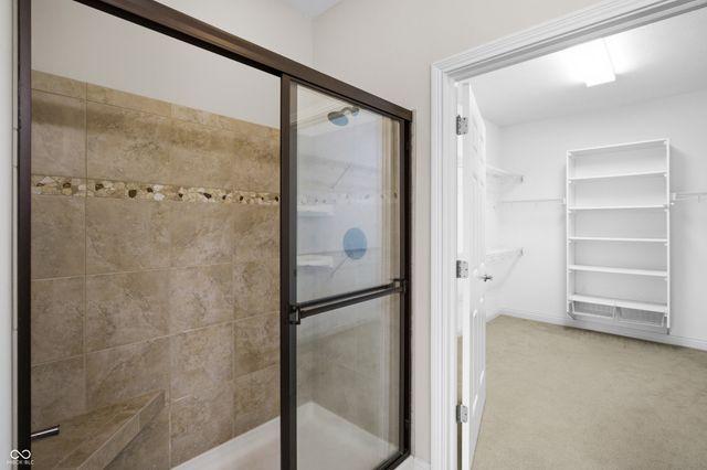 5115 Sanibel Drive, Columbus, IN 47203