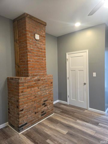 328 E OAK Street, Princeton, IN 47670