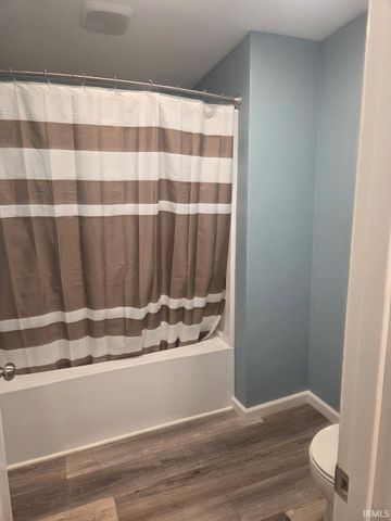 328 E OAK Street, Princeton, IN 47670