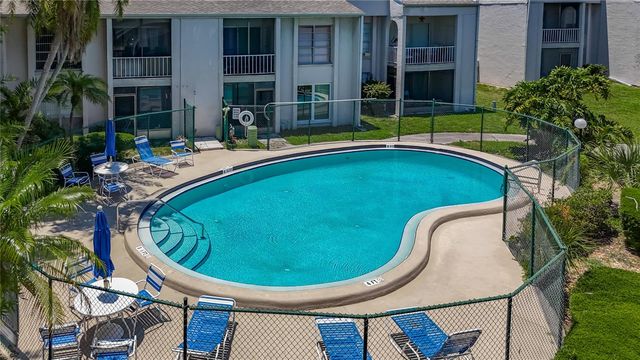 2625 STATE ROAD 590 724, Clearwater, FL 33759