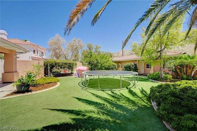 548 Radwick Drive, Las Vegas, NV 89110