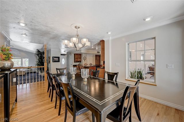 548 Radwick Drive, Las Vegas, NV 89110