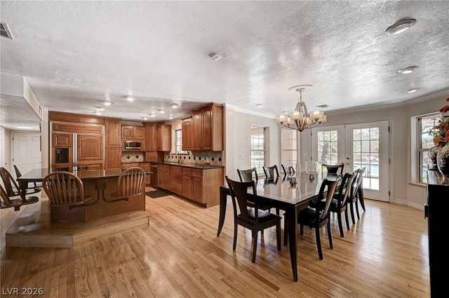 548 Radwick Drive, Las Vegas, NV 89110