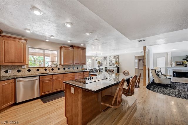 548 Radwick Drive, Las Vegas, NV 89110