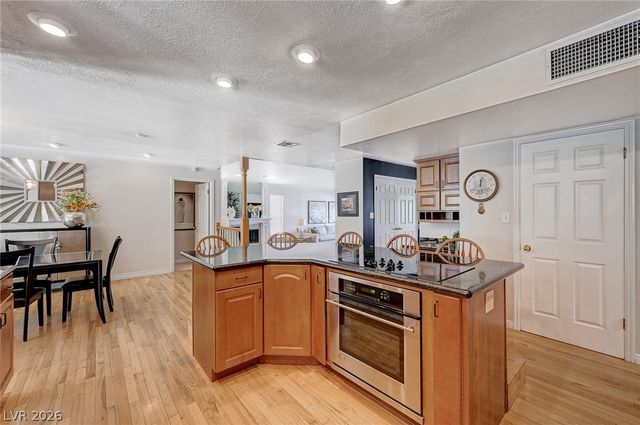 548 Radwick Drive, Las Vegas, NV 89110