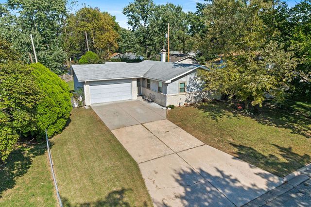 1908 E Evanston St, Park City, KS 67219