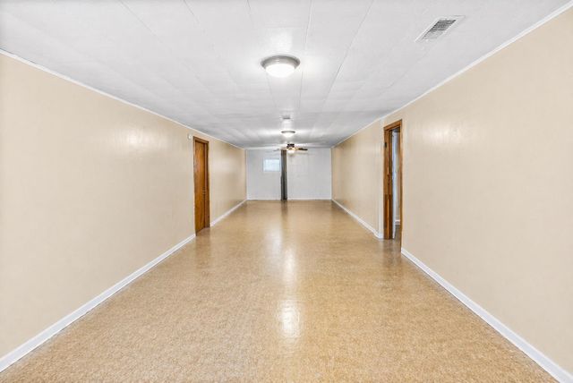 1908 E Evanston St, Park City, KS 67219