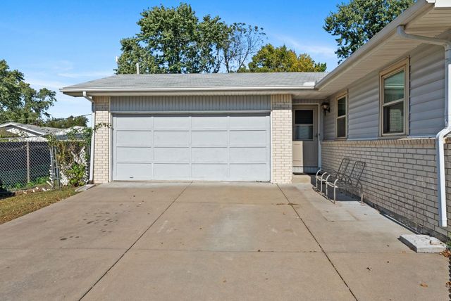 1908 E Evanston St, Park City, KS 67219