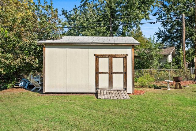 1908 E Evanston St, Park City, KS 67219