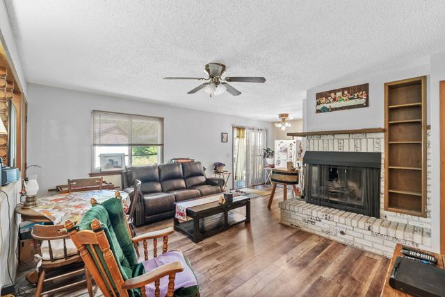 1908 E Evanston St, Park City, KS 67219