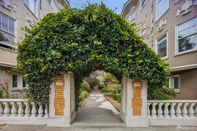2040 Fell Street 2, San Francisco, CA 94117