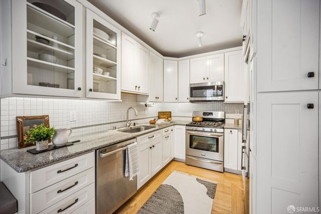 2040 Fell Street 2, San Francisco, CA 94117