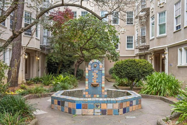 2040 Fell Street 2, San Francisco, CA 94117