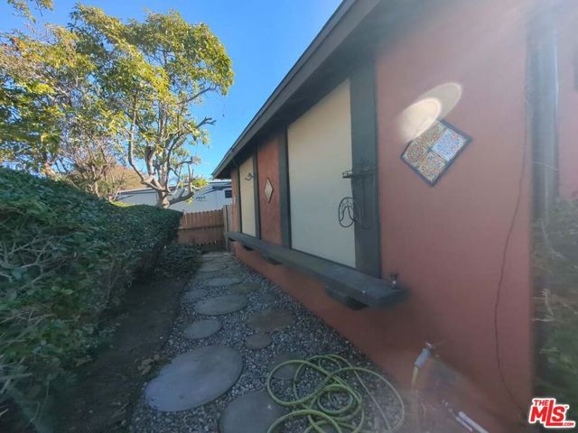 6656 Swan Street, Ventura, CA 93003