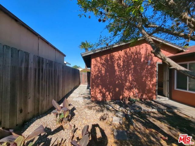 6656 Swan Street, Ventura, CA 93003