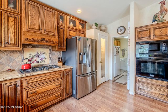 2723 S Chipshot Drive, Green Valley, AZ 85614