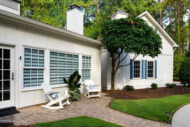 675 Lake Dornoch Drive, Pinehurst, NC 28374