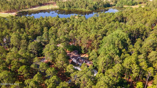 675 Lake Dornoch Drive, Pinehurst, NC 28374
