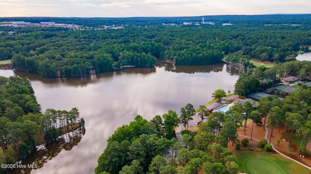 675 Lake Dornoch Drive, Pinehurst, NC 28374