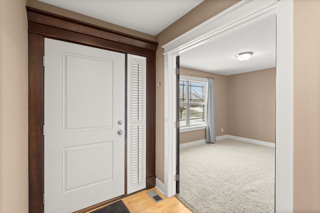 1623 NW 30th Court, Ankeny, IA 50023