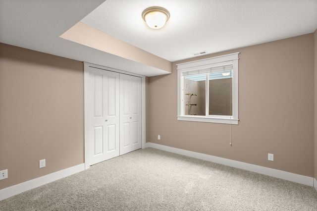 1623 NW 30th Court, Ankeny, IA 50023