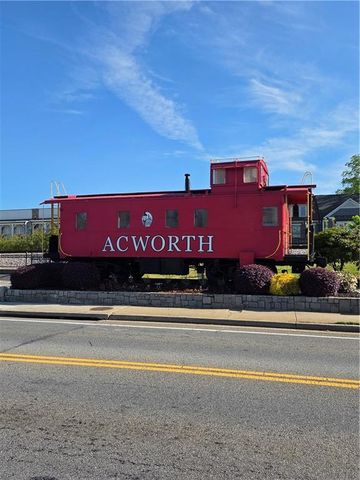 4871 Jenny Drive, Acworth, GA 30101