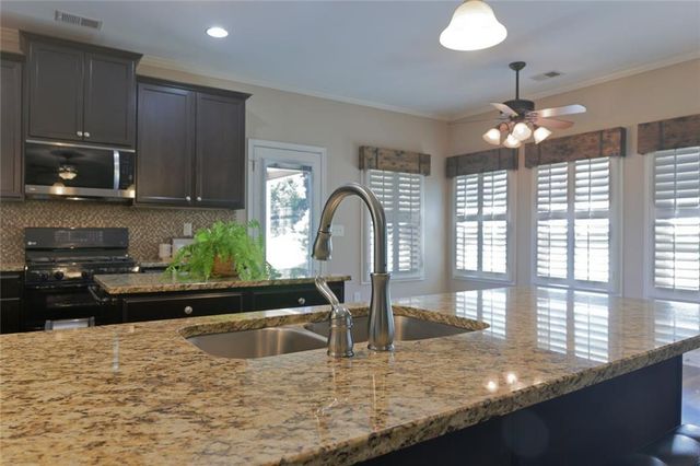 103 Hawthorne Ridge Circle, Dallas, GA 30132