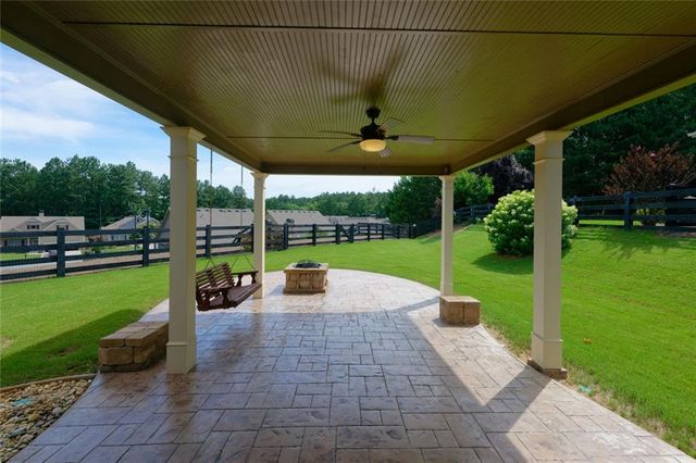 103 Hawthorne Ridge Circle, Dallas, GA 30132