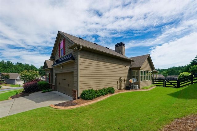 103 Hawthorne Ridge Circle, Dallas, GA 30132