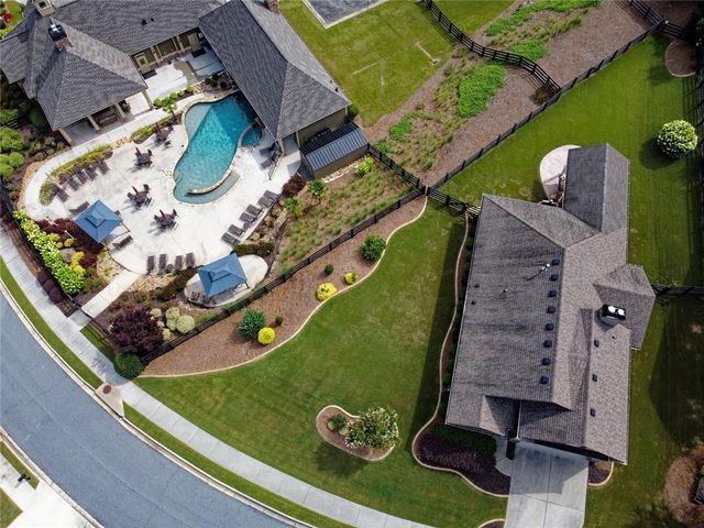 103 Hawthorne Ridge Circle, Dallas, GA 30132