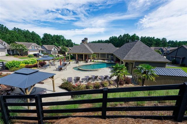 103 Hawthorne Ridge Circle, Dallas, GA 30132