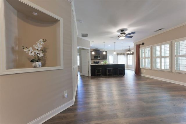 103 Hawthorne Ridge Circle, Dallas, GA 30132