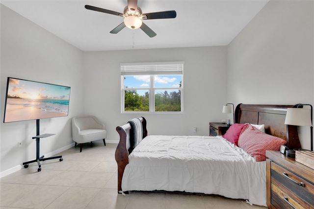 4334 SOUTHERN VISTA LOOP, St Cloud, FL 34772