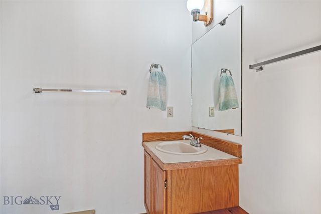 606 Frank Road, Belgrade, MT 59714