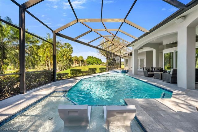 2305 Cassia CT, Naples, FL 34109