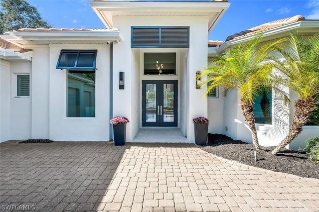 2305 Cassia CT, Naples, FL 34109