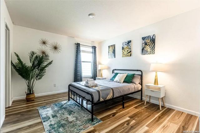 3240 Mission Riv, San Antonio, TX 78245