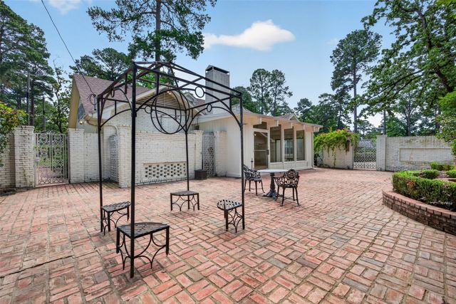 634 Balmoral Drive, Shreveport, LA 71106