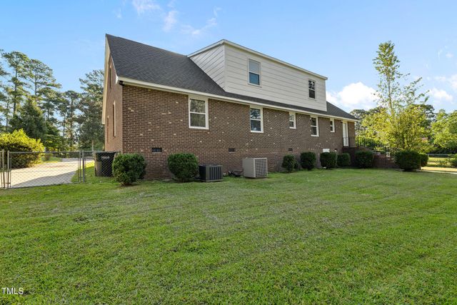 519 Bloomfield Drive, Fayetteville, NC 28311