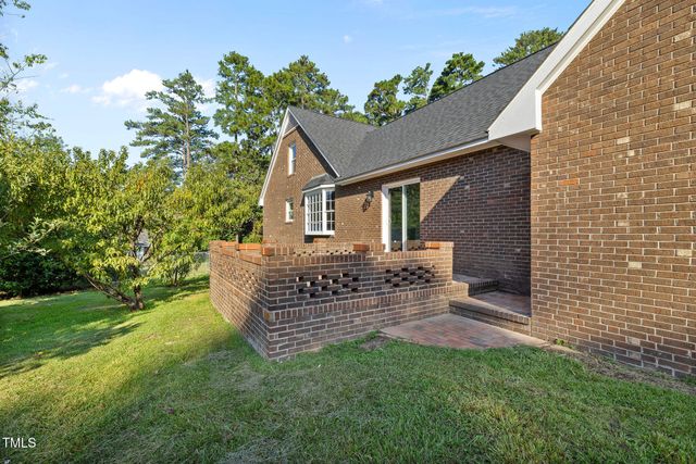 519 Bloomfield Drive, Fayetteville, NC 28311