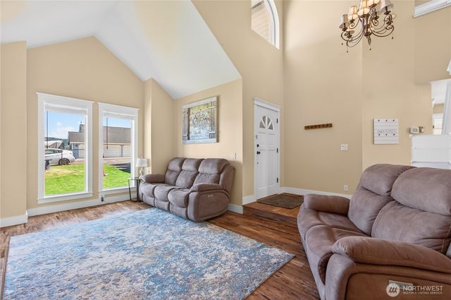 2523 Peters Drive, Longview, WA 98632