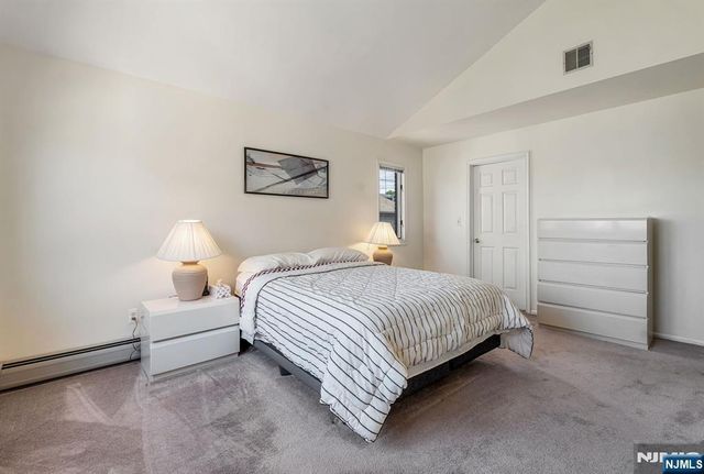 125 Roosevelt Place, Palisades Park, NJ 07650