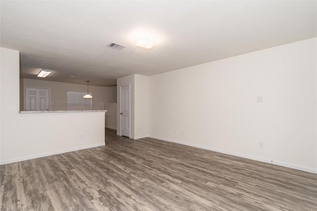 5464 Quail Cove Lane, Houston, TX 77053