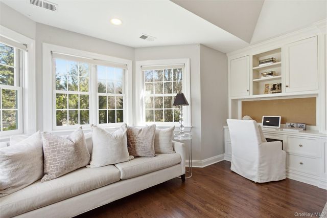 4 Johnson Place, Rye, NY 10580