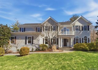 4 Johnson Place, Rye, NY 10580