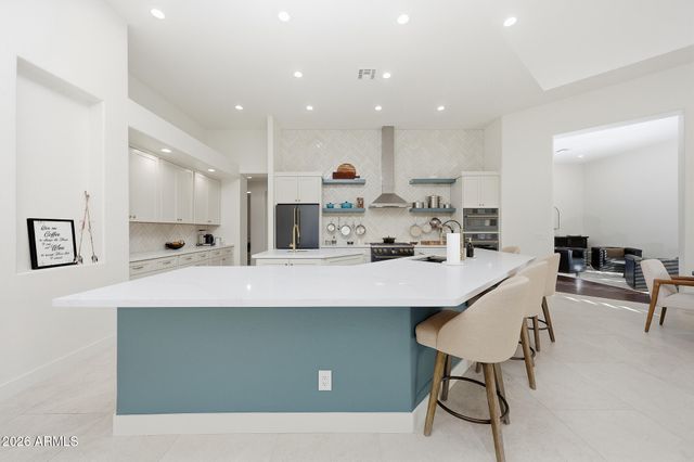 6570 S BOGLE Avenue, Chandler, AZ 85249