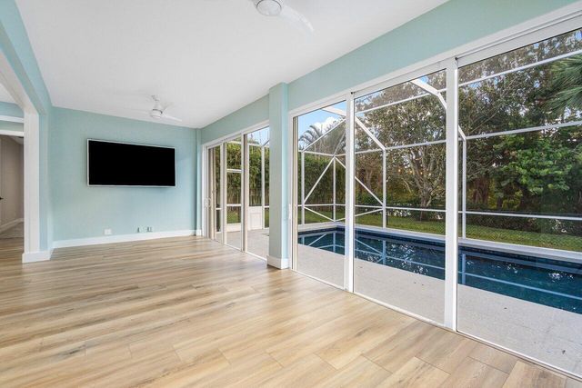 291 Marlberry Circle, Jupiter, FL 33458