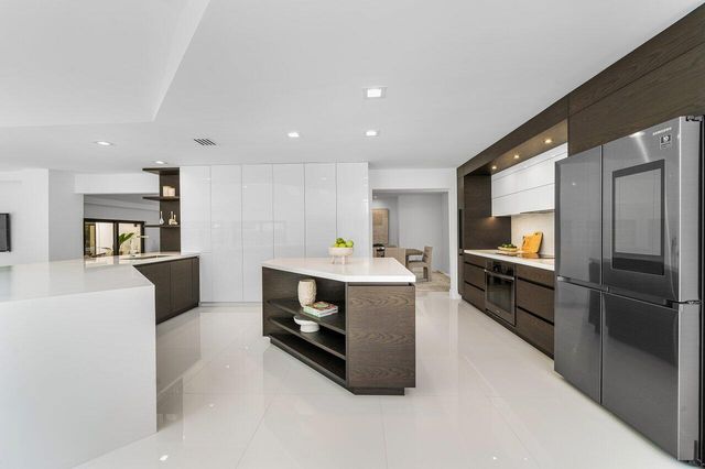 1648 Breakers West Boulevard, West Palm Beach, FL 33411