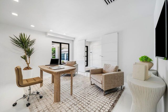 1648 Breakers West Boulevard, West Palm Beach, FL 33411